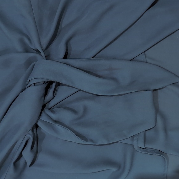 Torrid blouse with tie front - Picture 3 of 3